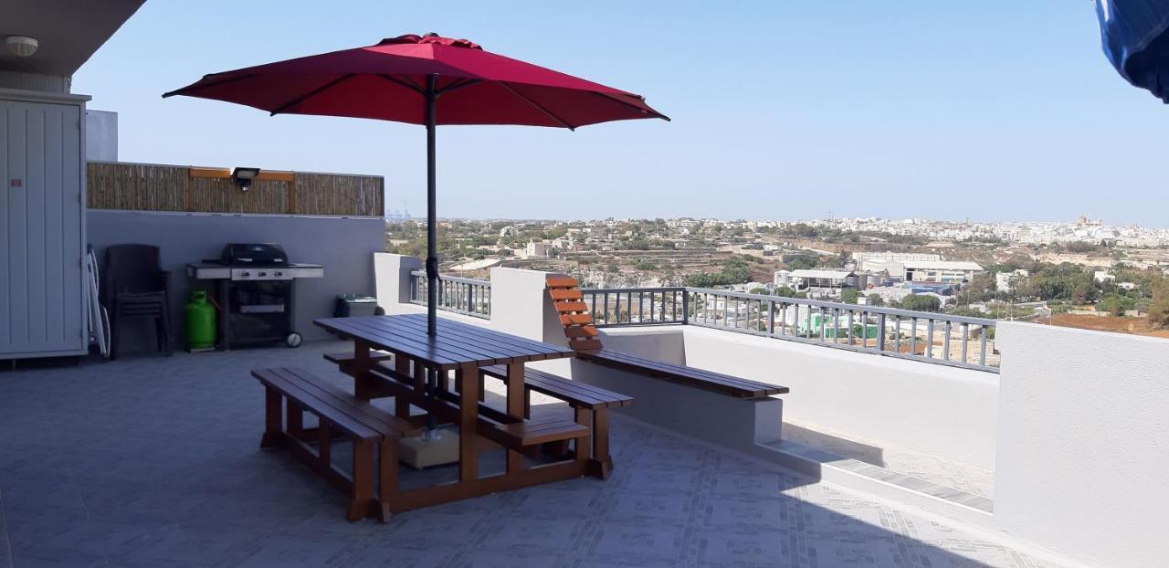 Penthouse 2 Appartement Marsaskala Buitenkant foto