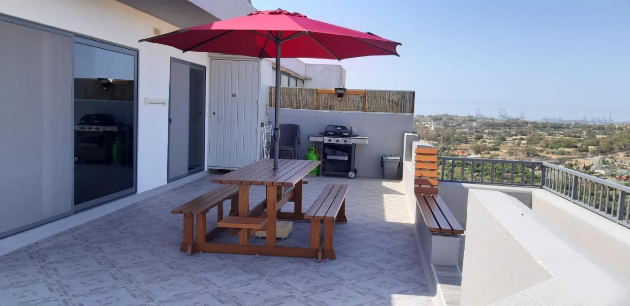 Penthouse 2 Appartement Marsaskala Buitenkant foto