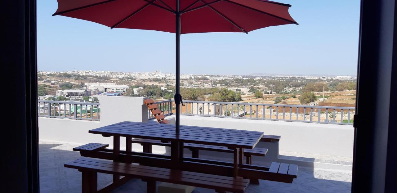 Penthouse 2 Appartement Marsaskala Buitenkant foto