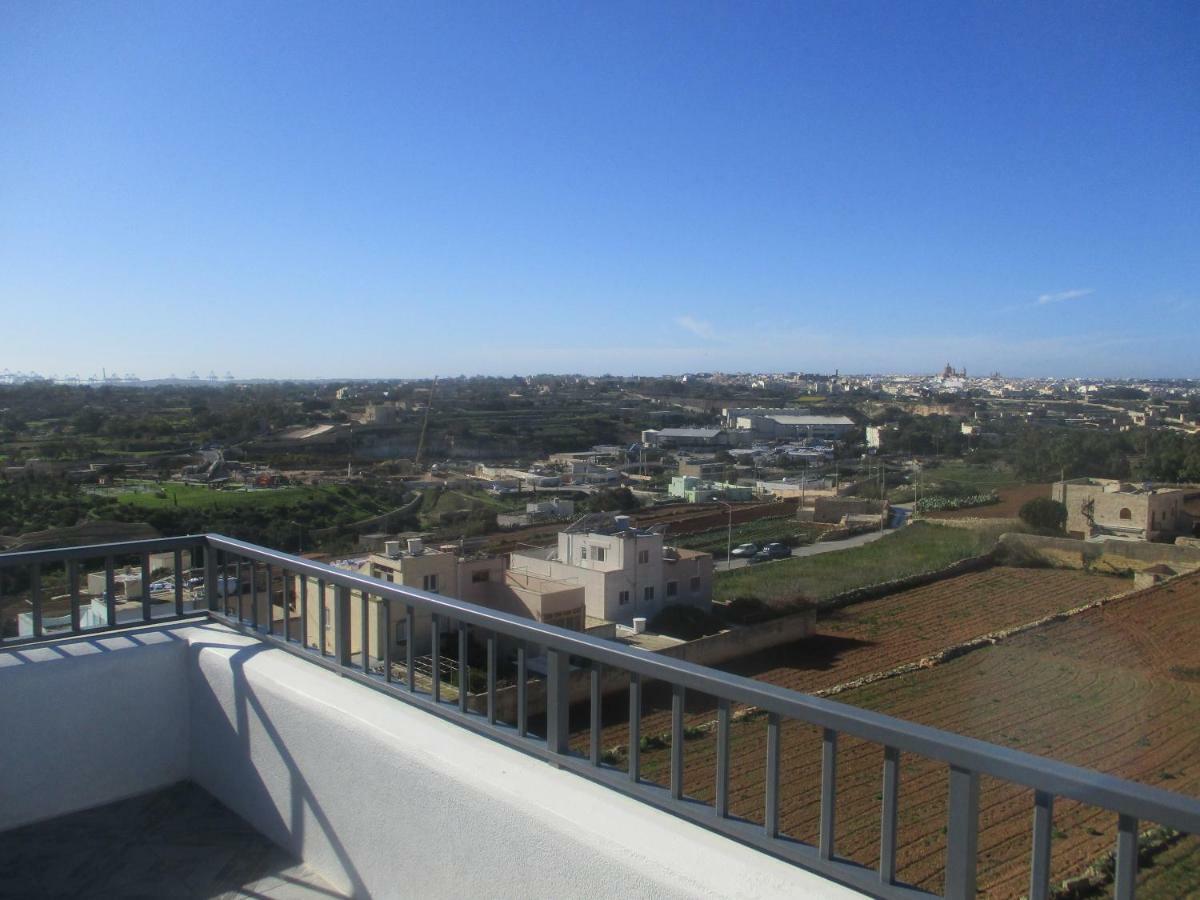 Penthouse 2 Appartement Marsaskala Buitenkant foto